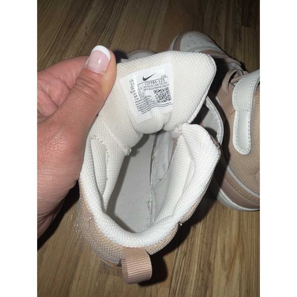 Nike Court Borough Mid 2 Youth Kids Shoes Size 2Y 2 Tan Off White - Picture 7 of 7